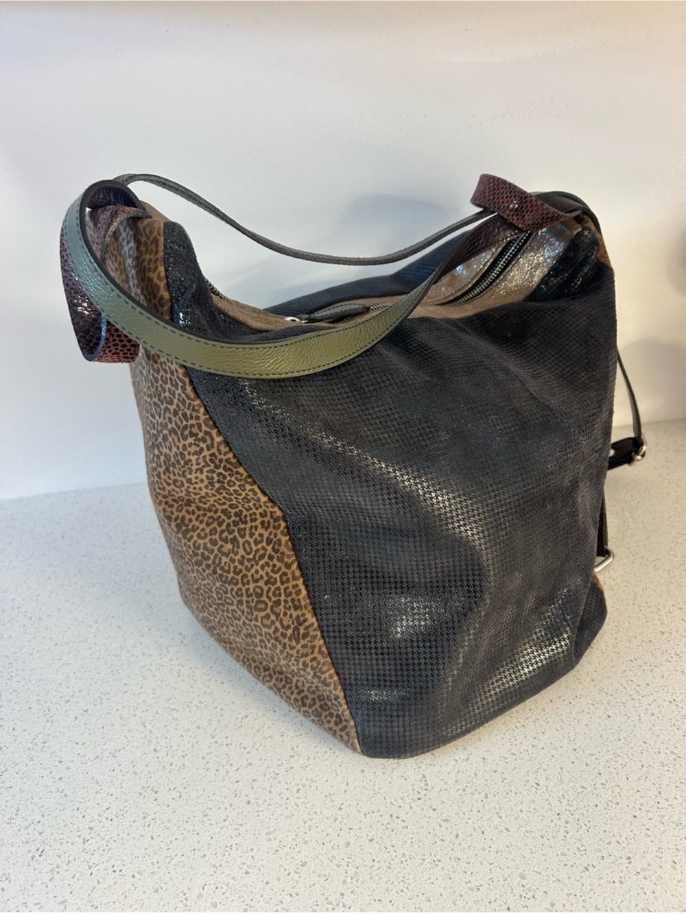 Gorgeous Mixed-Texture and multi coloured Leather Shoulder/Backpack❤️